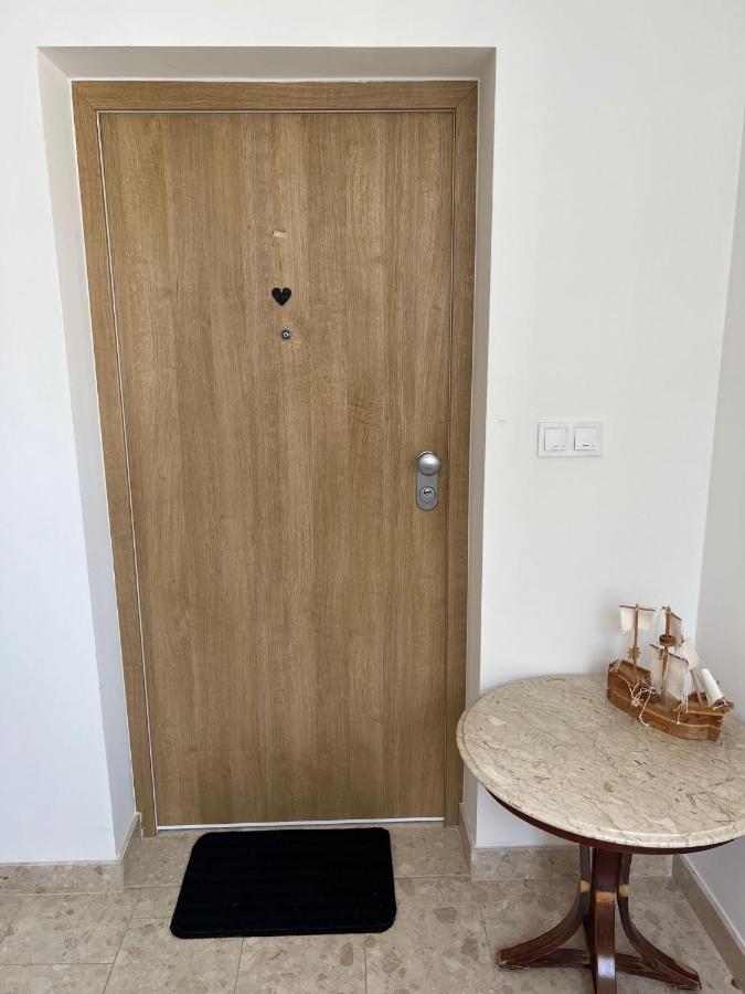 Apartman Sven Malinska Ngoại thất bức ảnh