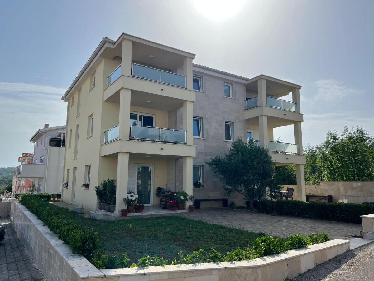Apartman Sven Malinska Ngoại thất bức ảnh